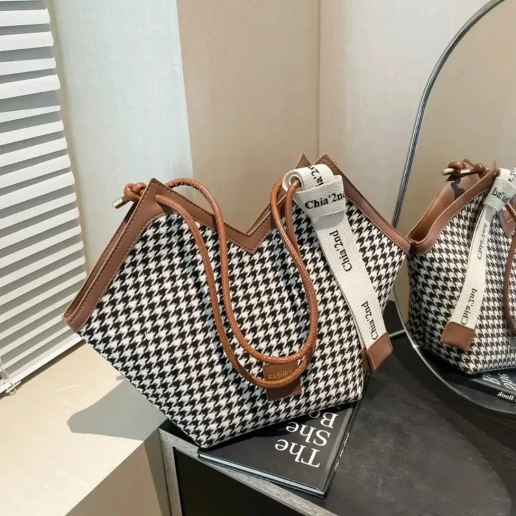 Chia'2nd Tote Bag(Brown)